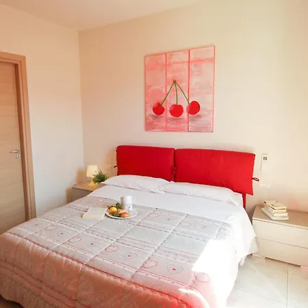 In Mit Eigenem Balkon * Celle Ligure